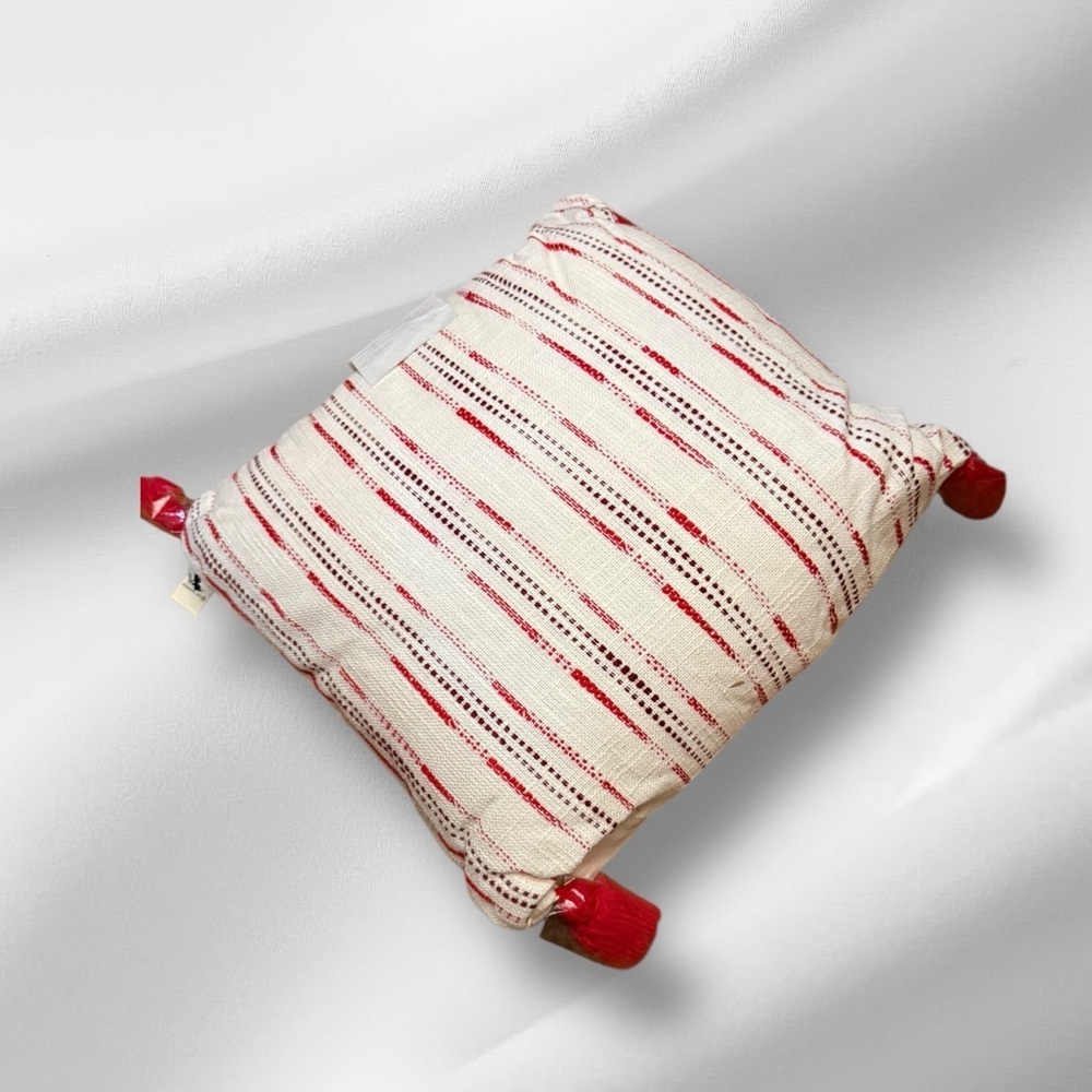 Hearth & Hand Holiday Red Pillow nwt